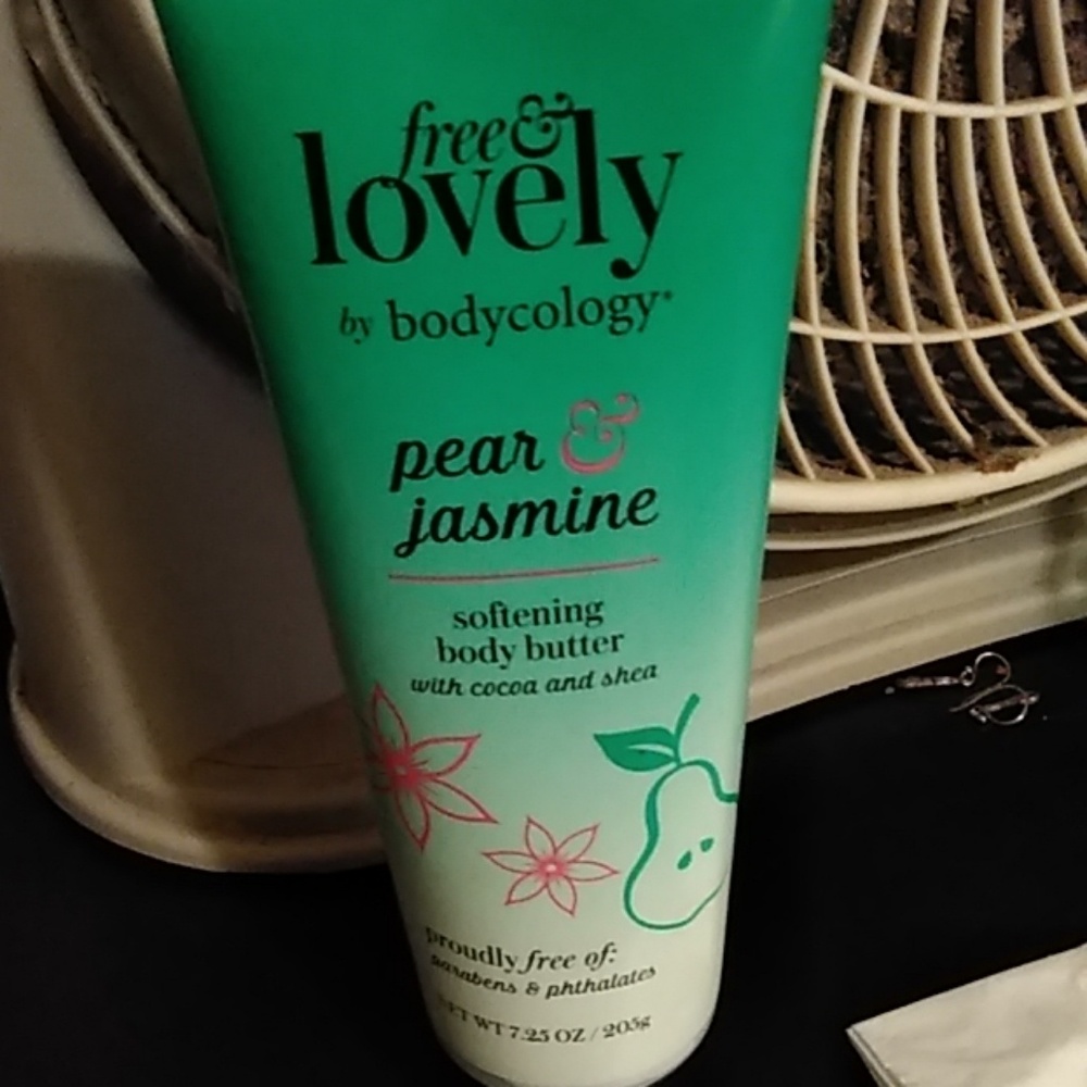 Still full bodycology pear and Jasmine lotion
